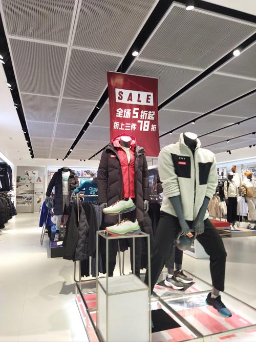 日本版安踏卖疯了,安踏日本有卖吗